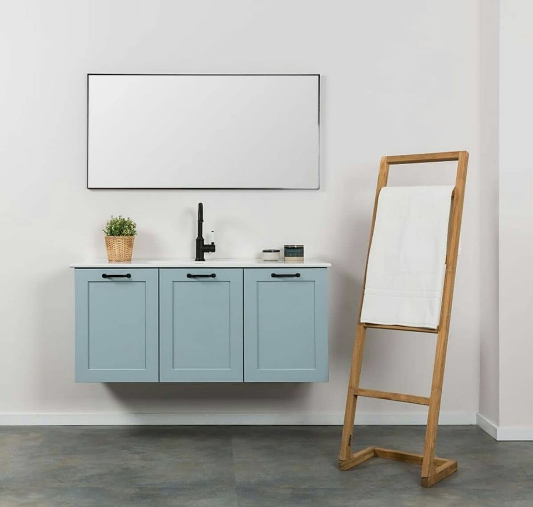 ���� ������ ����  LILACH