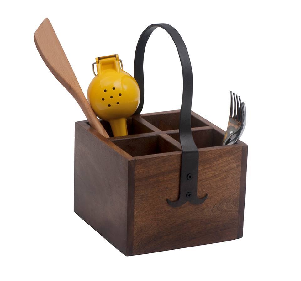 סכומון עץ קטן 15X15 ס''מ סכומון עץ קטן 15X15 ס''מ